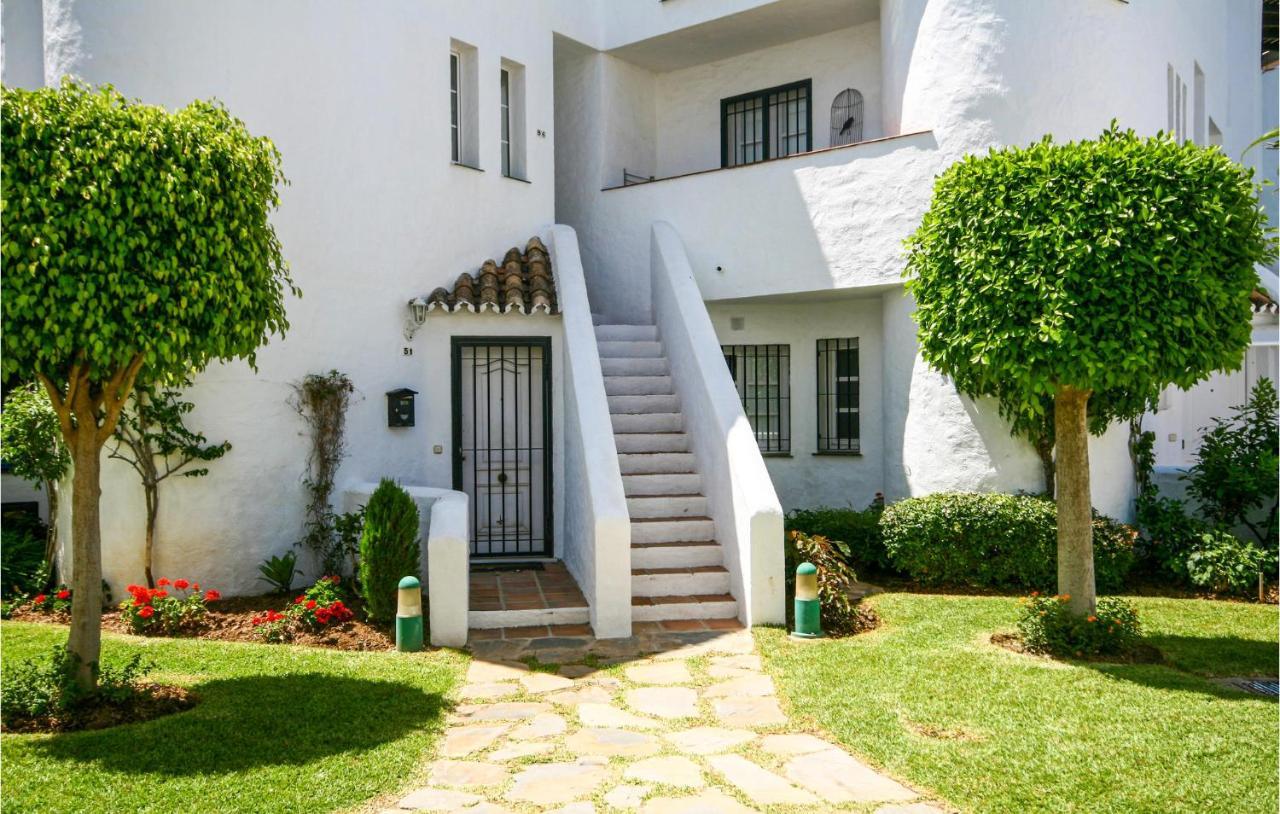 Nice Apartment In Mijas Costa With Kitchen Фуэнхирола Экстерьер фото